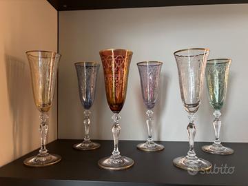 Calici in vetro decorato
