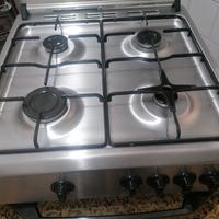 Cucina a gas acciaio inox marca Beko