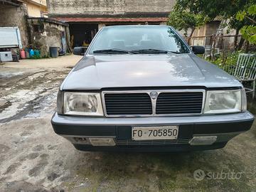 Lancia Thema 2.5 td