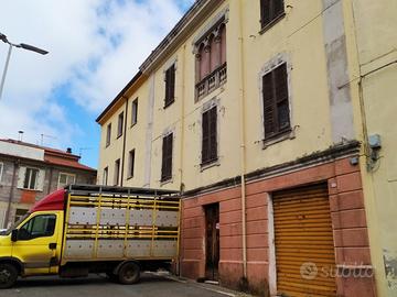 BONORVA, palazzo d'epoca a pochi passi dal Comune
