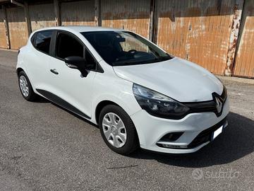 RENAULT Clio VAN 1.5 dCi 75CV - AUTOCARRO 2 POST