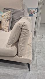 Tavolino AMBROGIO con vano portariviste - IPLEX