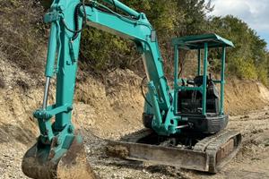 Escavatore Kobelco Sk45sr