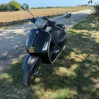 Piaggio Vespa 300 GTS hpe - 2021