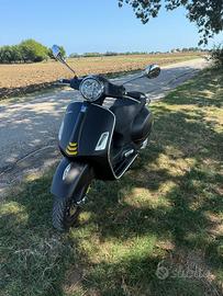 Piaggio Vespa 300 GTS hpe - 2021
