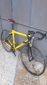 bici da corsa alluminio- carbonio