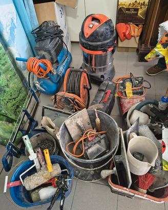 Attrezzi vari per piastrellista e muratore