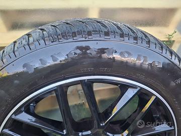 Cerchi in lega 19 pollici + gomme inv. 235/55R19