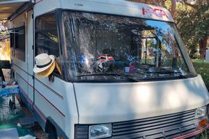 Arca Europa 586 Motorhome 64000 km