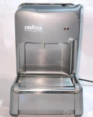 MACCHINA DA CAFFE' LAVAZZA MODELLO EL3200 capsule