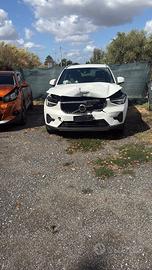Volvo XC40 T2 automatico Core