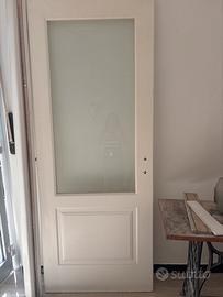 Porta bianca con vetro