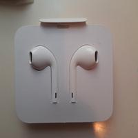 Apple EarPods originali nuovi  mai usati