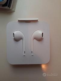 Apple EarPods originali nuovi  mai usati
