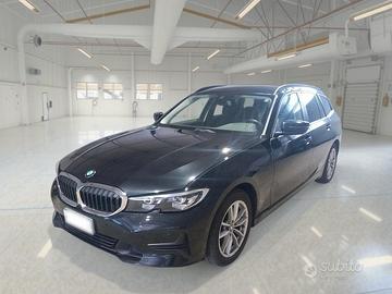 BMW 316 48V BUSINESS ADVANTAGE TOURING AUTO STATIO