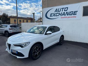 Alfa Romeo Stelvio 2.2 Turbodiesel 160 CV AT8 RWD 