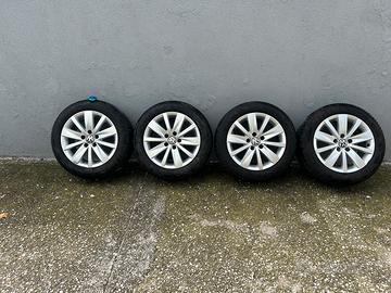 cerchi in lega, da 16 wolkswagen+gomme invernali