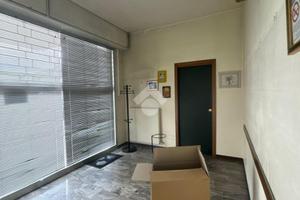 NEGOZIO A TELGATE