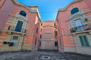 Viale Regina Elena, appartamento con terrazzo