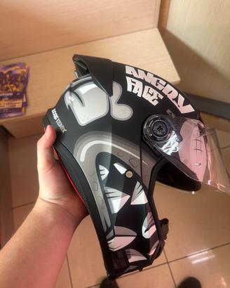 Casco da moto praticamente nuovo