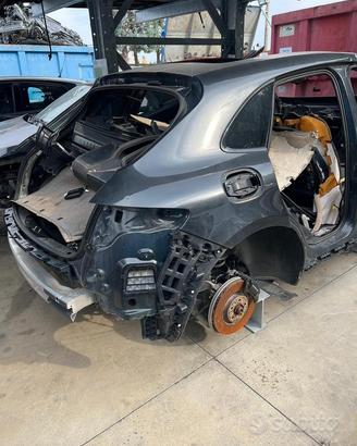 Scocca per taglio porsche cayenne 2020