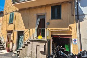 Appartamento a Capodimonte VT