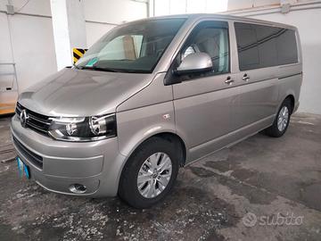VW Caravelle 2.0 TDI DSG 140 CV Confortline