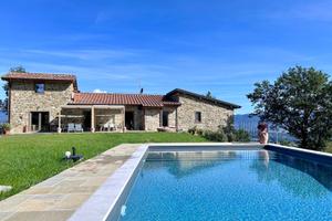 Villa Lux Poggelleri