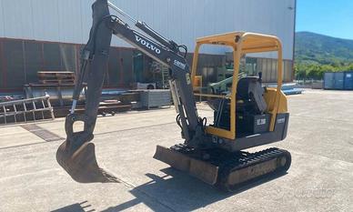 Miniescavatore Volvo EC20B