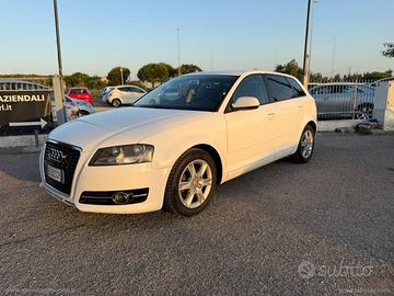 AUDI A3 1.6 TDI 90 CV CR FAP Ambiente