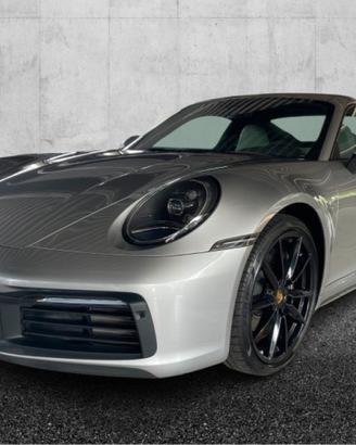 PORSCHE 911 Carrera