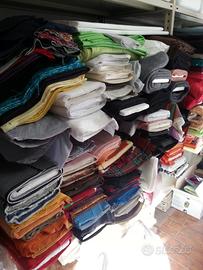 Tessuti, scampoli e mercerie a stock