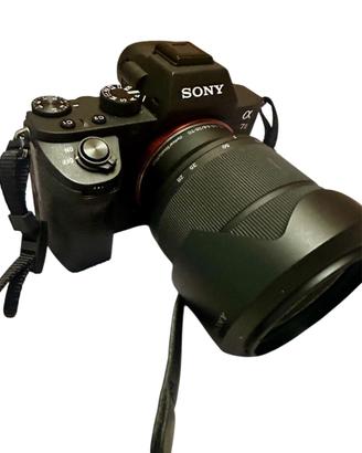 SONY ALPHA 7 II con OBIETTIVO SONY