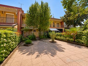 Villa a schiera Alatri [Cod. rif 3333930VRG]