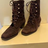 Stivaletti in camoscio con tacco nr 38