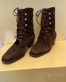 Stivaletti in camoscio con tacco nr 38