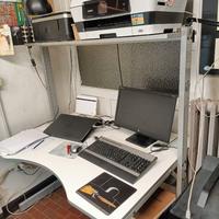 Scrivania a due piani IKEA