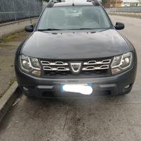 DACIA DUSTER Laureate Family