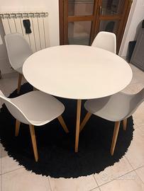 Tavolo rotondo 120 con 4 sedie stile nordico