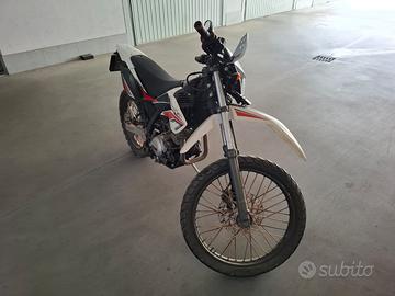 Moto Enduro Beta 125 cc