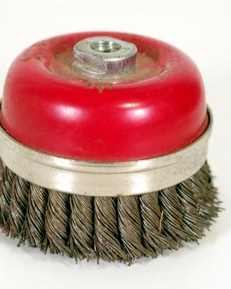 Spazzola ferro per mola o smerigliatrice