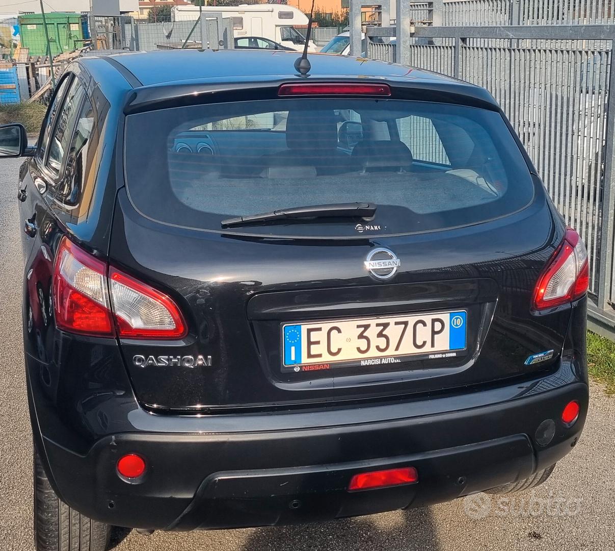 DEVIOGUIDA TERGICRISTALLI DX. USATO NISSAN QASHQAI «I» (2010)-1 -  Autodemolizione San Vittorino