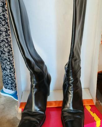 stivali donna pelle n. 40 punta squadrata