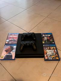 Ps4 slim 3 controlelr e 4 giochi