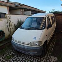 Veicolo speciale per trasporto persone disabili