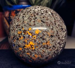 Sfera di Cristallo 5577g Minerale Yooperlite