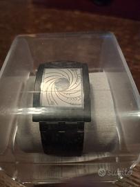DIE ANOTHER DAY - SWATCH BOND 007 TURNOVER - SUFB1
