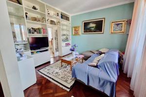 Villa di 175 m² con più di 5 locali a Cascina