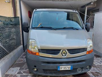 Auto attrezzata per trasporto DISABILI