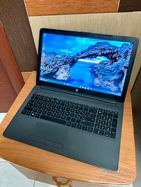 Pc Portatile HP 255 G7 Ryzen 3 SSD 256GB Perfetto